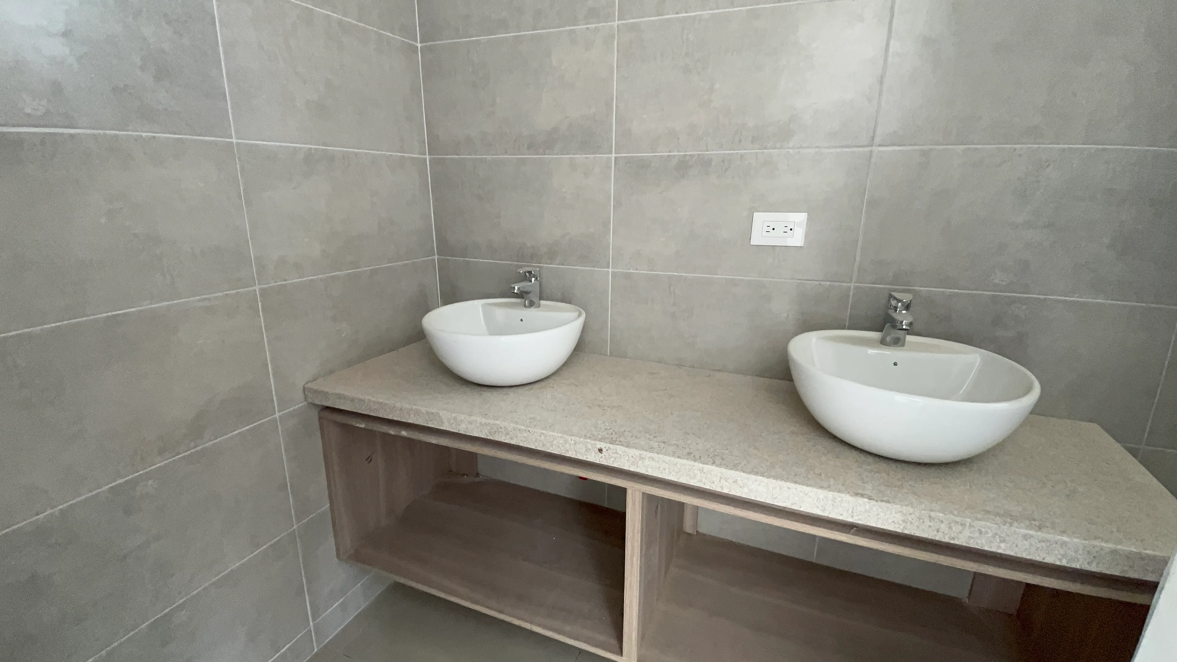 CASA 3 DORMITORIOS EN URBANIZACIÒN LA COSTA SAMBORONDÒN  - 5